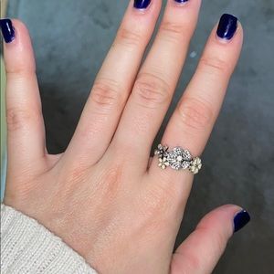 PANDORA flower ring